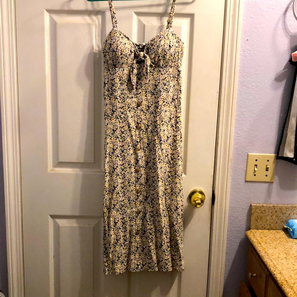 a very comfortable dress with beautiful flower print.